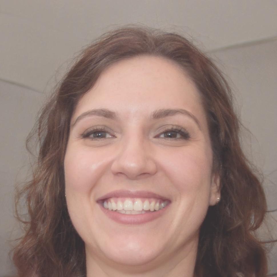 Portrait de Célestine Dubois, spécialiste en gestion de crise budgétaire